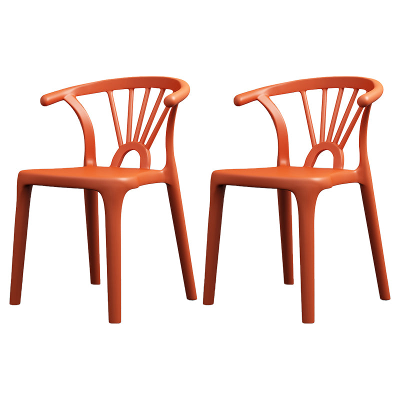 Chaise de salle à manger à dossier en plastique, finition mate, chaise latérale contemporaine à la maison