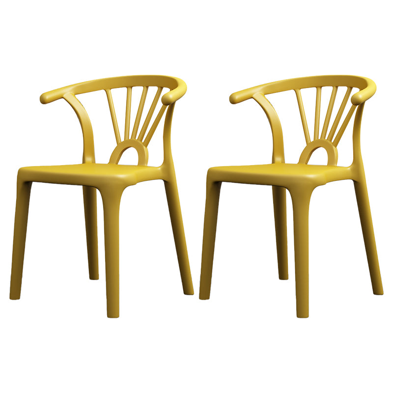 Chaise de salle à manger à dossier en plastique, finition mate, chaise latérale contemporaine à la maison
