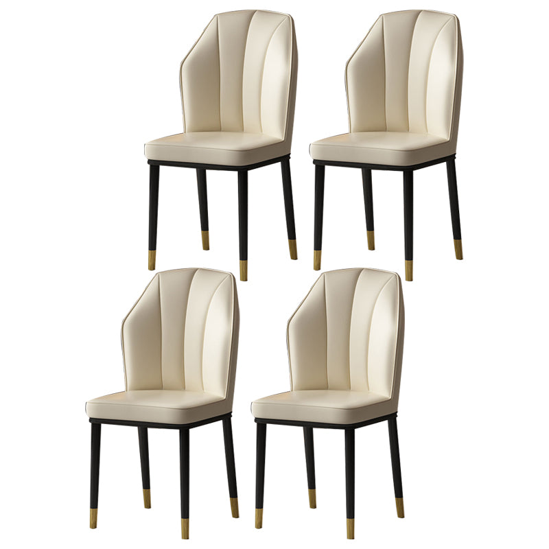Chaise d'appoint scandinave pour salle à manger rembourrée en métal à oreilles (Ensemble de 4)