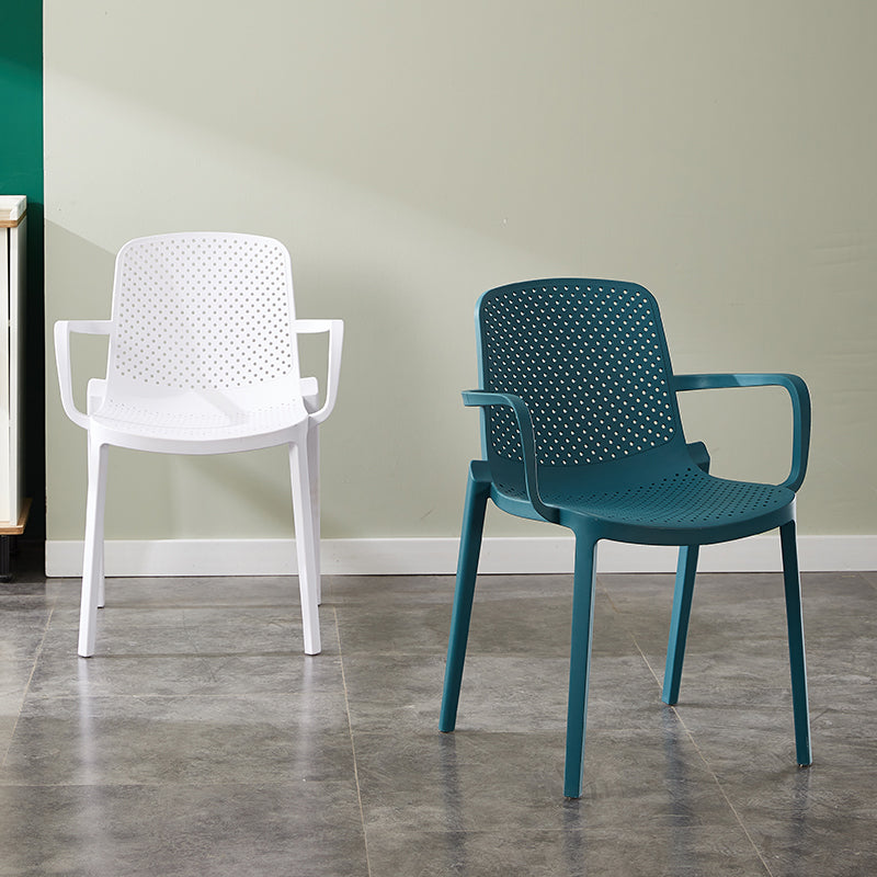 Sillas de comedor de plástico escandinavo, sillones apilables con respaldo sólido (juego de 4)