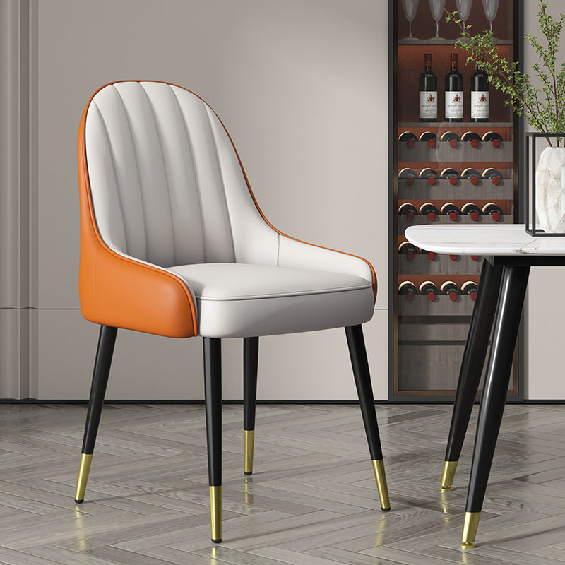 Silla de comedor tapizada de metal con respaldo Parsons de sillón escandinavo de interior