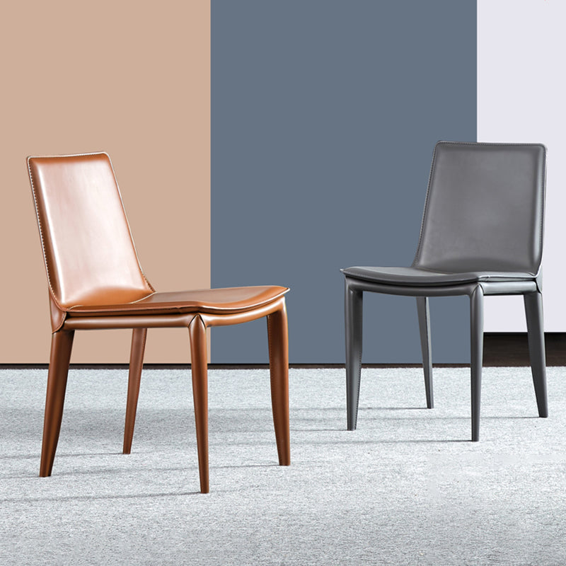 Ensemble de chaises en cuir au design contemporain, chaises de salle à manger à dossier solide (Ensemble de 2)