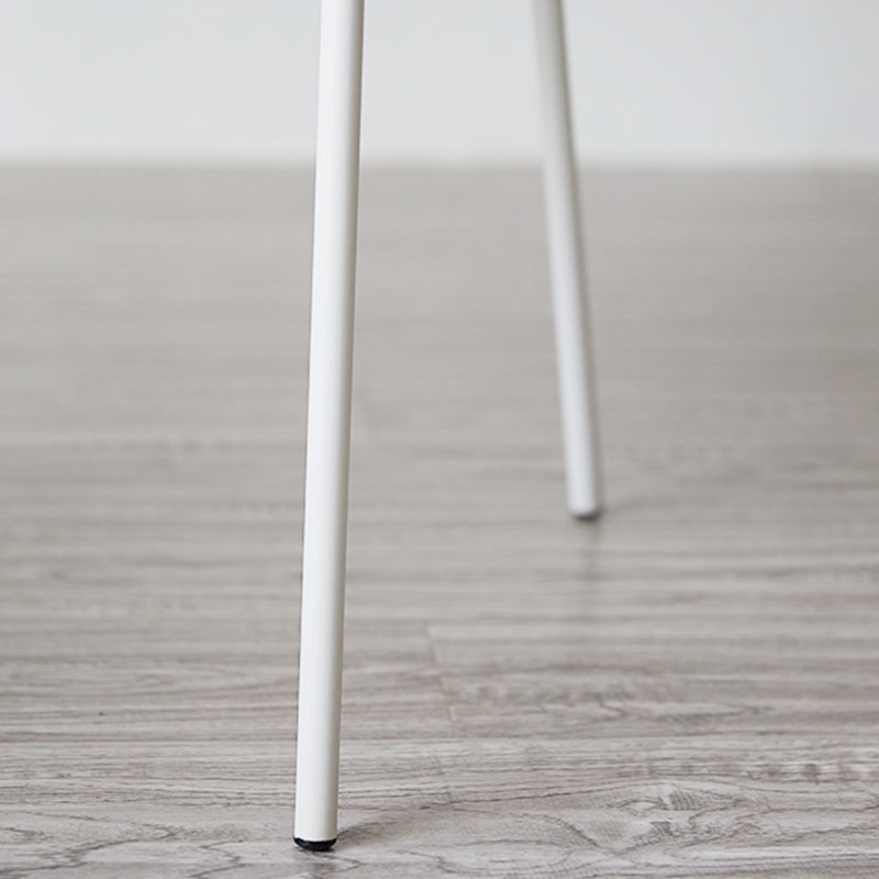 Sillas de comedor de plástico de cocina de estilo industrial que cenan sillones apilables con patas de metal