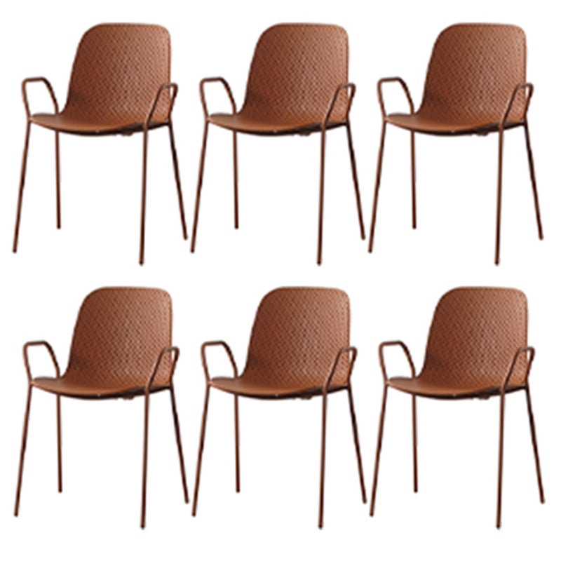 Sillas de comedor de plástico de cocina de estilo industrial que cenan sillones apilables con patas de metal