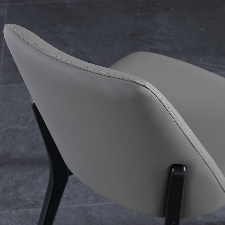 Chaise d'appoint de restaurant en cuir industriel Chaise de salle à manger Parsons au fini mat (Ensemble de 2)