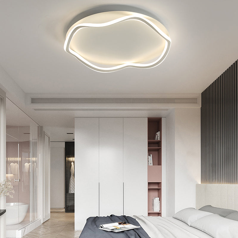 Lámpara de techo con diseño de línea sencilla y luz LED empotrada para sala de estar