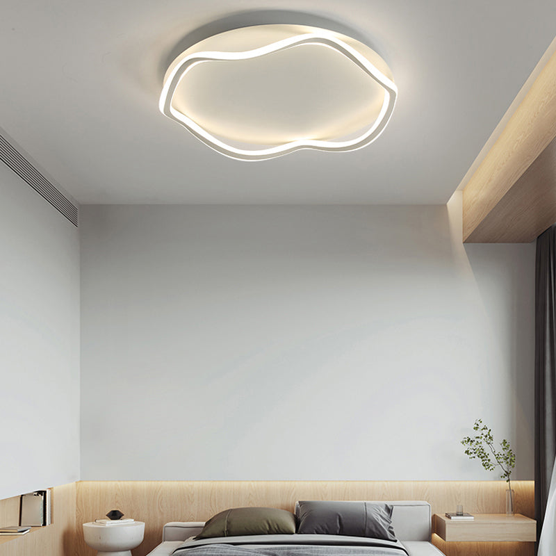 Lámpara de techo con diseño de línea sencilla y luz LED empotrada para sala de estar