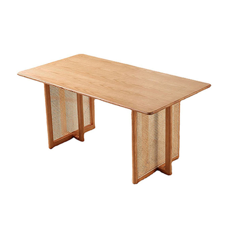 Rechthoek houten eettafel moderne eiken tafel in de natuur met dubbele voetstuk