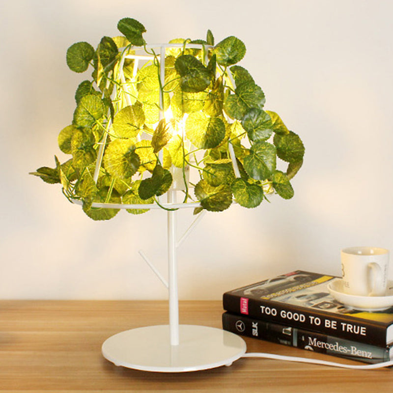 Wit 1 kop nachtkastje verlichting industrieel metaal conische nachttafel licht met plantendecoratie