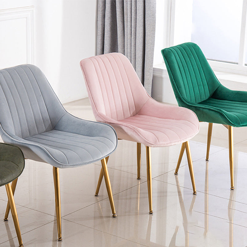 Chaises sans bras de salle à manger en métal nordique, chaise latérale rembourrée pour Restaurant