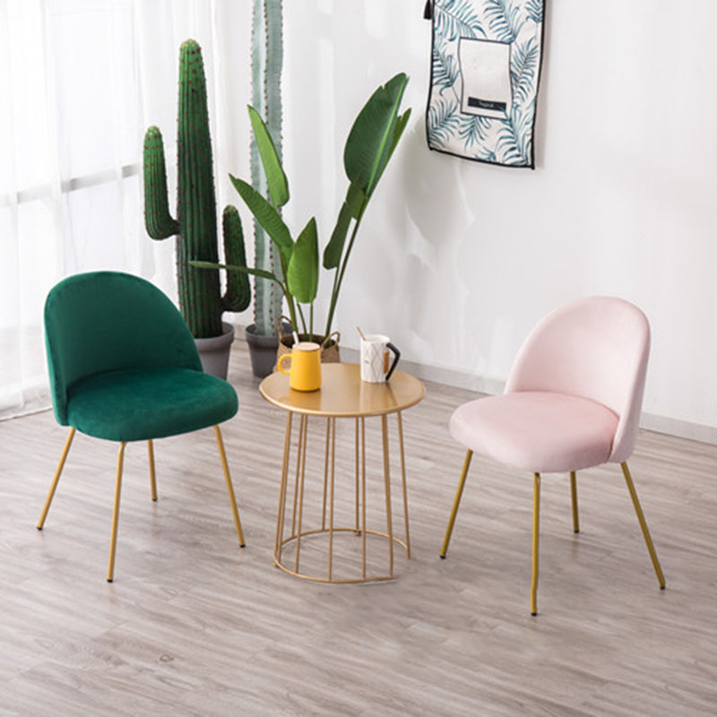 Chaise d'appoint de salle à manger rembourrée scandinave, finition mate, chaise de salle à manger Parsons