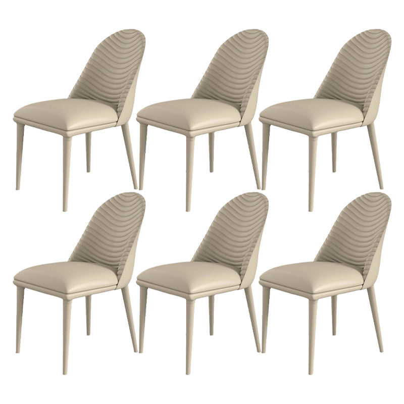 La salle à manger moderne en métal préside la chaise sans bras de salle à manger en faux cuir pour le restaurant