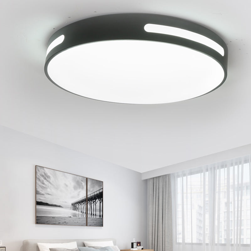 Lámpara de techo LED con montaje empotrado simple y pantalla acrílica
