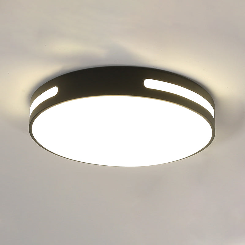 Lámpara de techo LED con montaje empotrado simple y pantalla acrílica