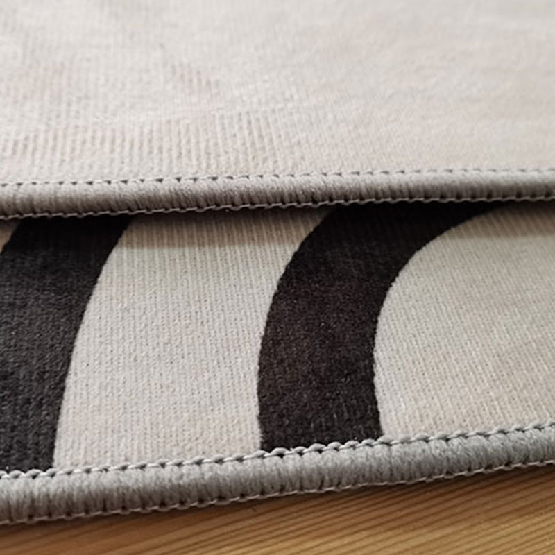 Zwart eigentijds tapijten Polyester grafisch vloerkleed niet-slip achterste tapijt voor woonkamer