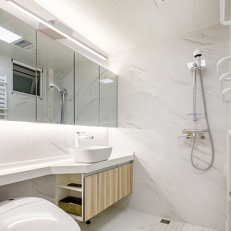 1 Light Metal Linear Mirror Wall Lighting Modern Style Wall Mounted Light Fixture in White