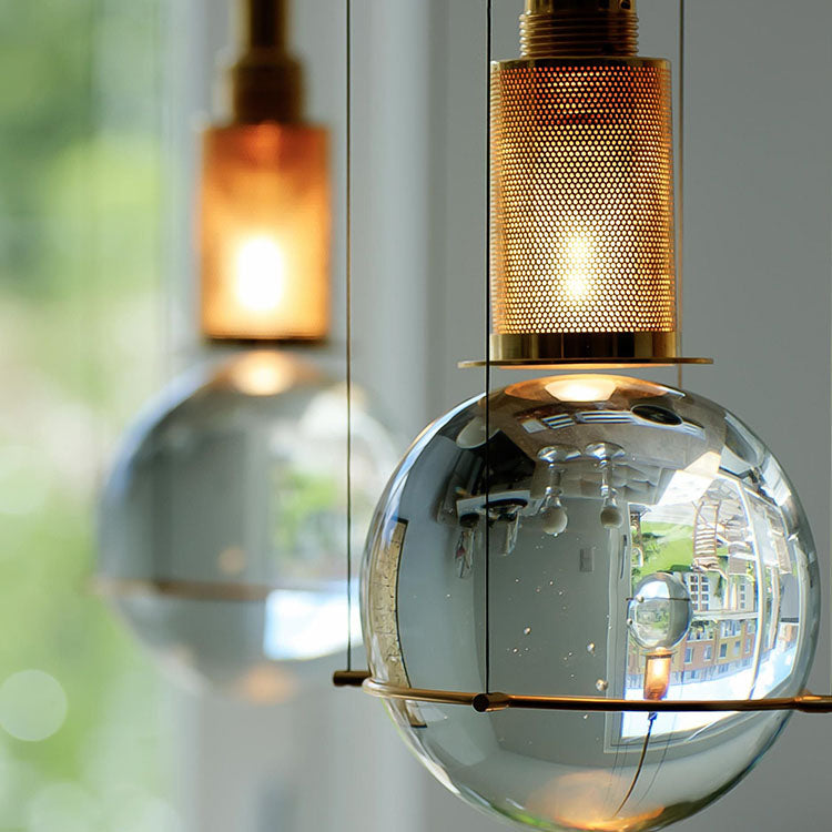 Moderne luxe enkele hanglamp licht elektroplate Iron Globe hangende lamp met kristalschaduw