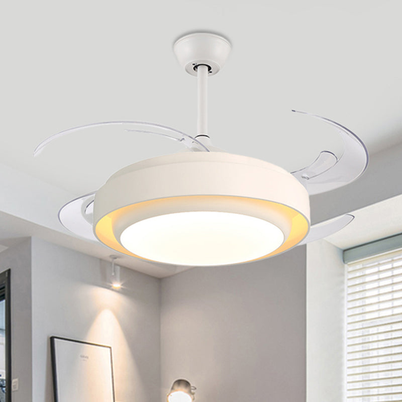 42 "breite LED -kreisförmige Deckenventilator Leuchte moderne weiße Halbflush -Halterung für Wohnzimmer, 4 klare Klingen