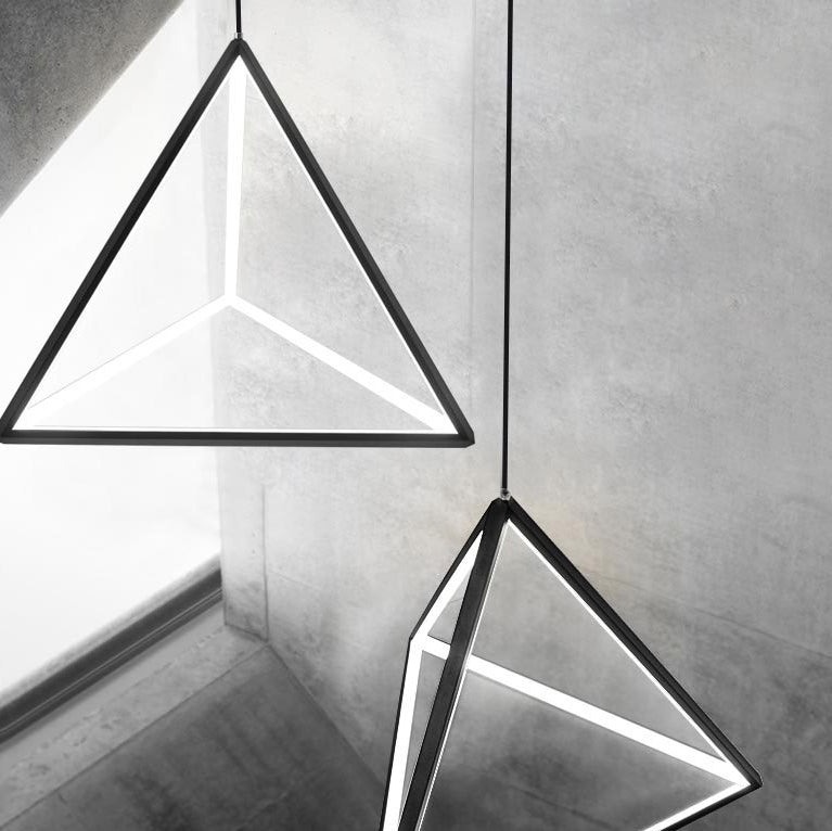 Driehoek hanger lamp hedendaagse stijl lineaire vorm metallic hangend licht
