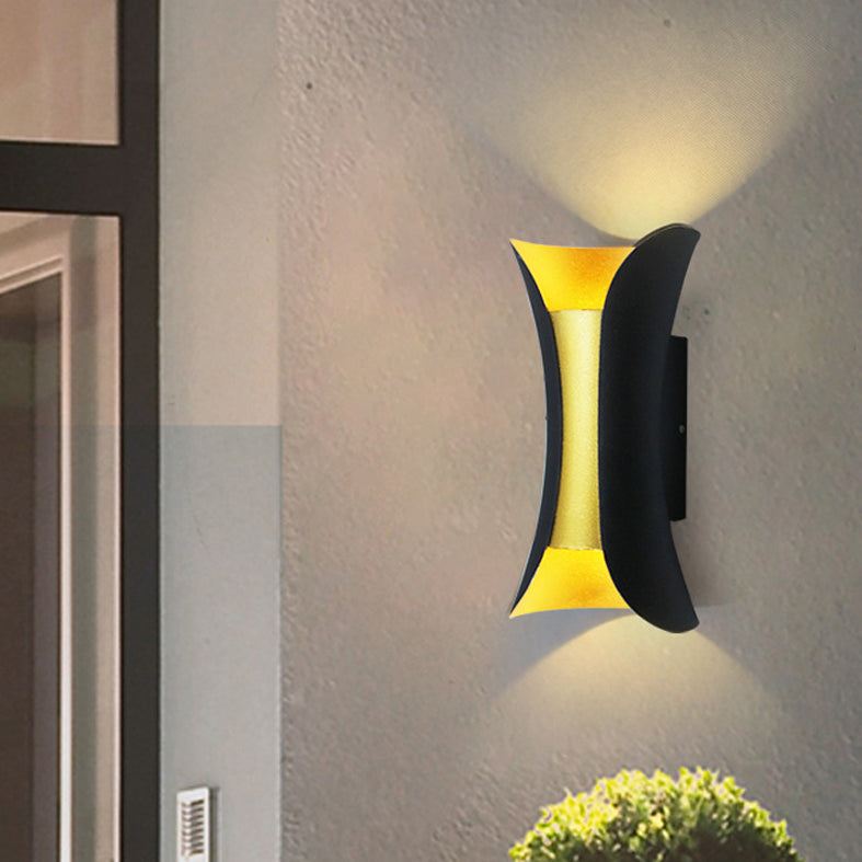 Moderne schwarzgold-wandleuchte LED 2 leichte Wandgewaschenlicht für den Hausgarten