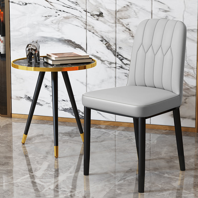 Chaise d'appoint d'intérieur scandinave, chaise de salle à manger rembourrée en métal avec dossier Parsons