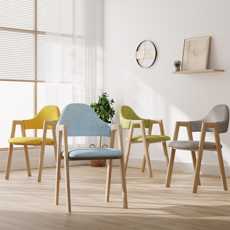Sillas de comedor modernas Sillón tapizado con respaldo abierto con patas de metal