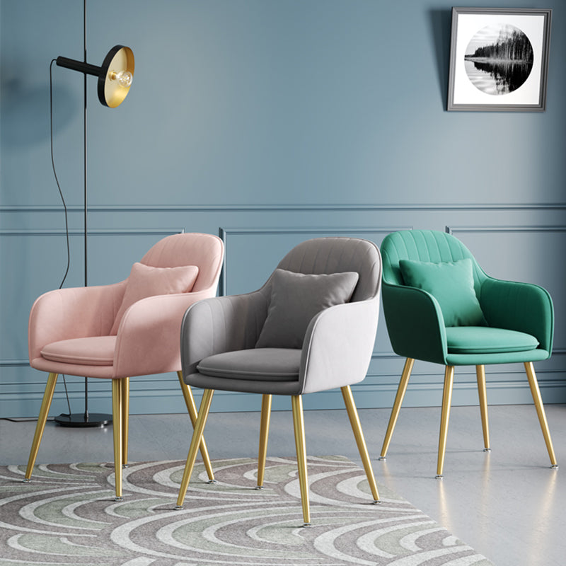 Sillón tapizado de terciopelo para comedor, sillón con respaldo sólido y patas de metal