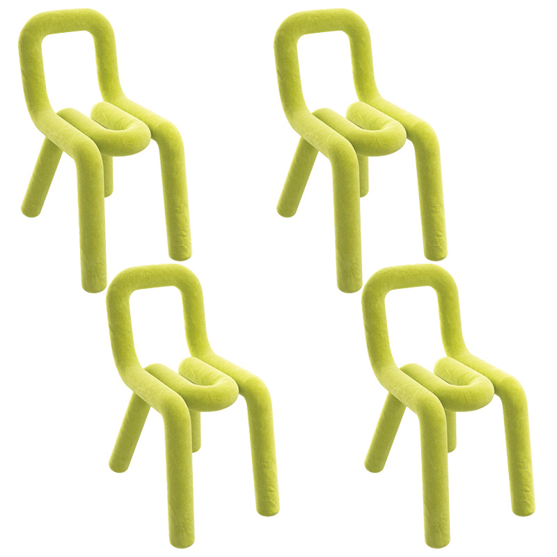 Ensemble de chaises latérales à dossier ouvert de salle à manger de chaises de velours de style contemporain