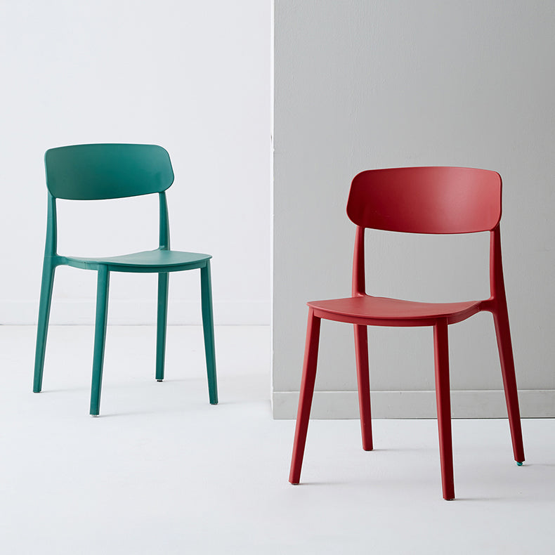 Chaise latérale de restaurant en plastique scandinave, couleurs bonbon, chaise de salle à manger à dossier ouvert