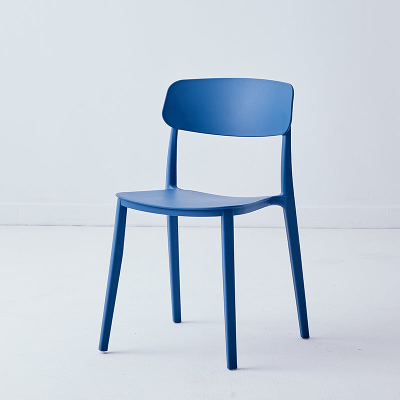 Chaise latérale de restaurant en plastique scandinave, couleurs bonbon, chaise de salle à manger à dossier ouvert