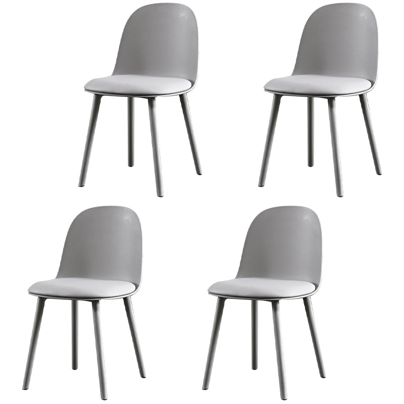 Chaise d'appoint de restaurant scandinave en plastique, finition mate, chaise de salle à manger Parsons (Ensemble de 4)