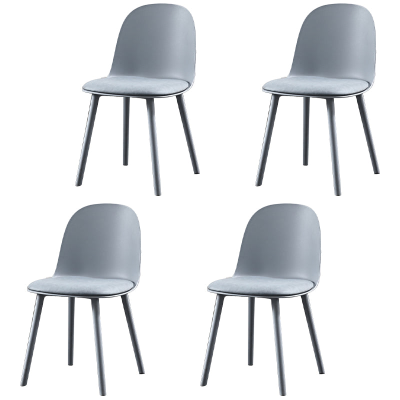 Chaise d'appoint de restaurant scandinave en plastique, finition mate, chaise de salle à manger Parsons (Ensemble de 4)
