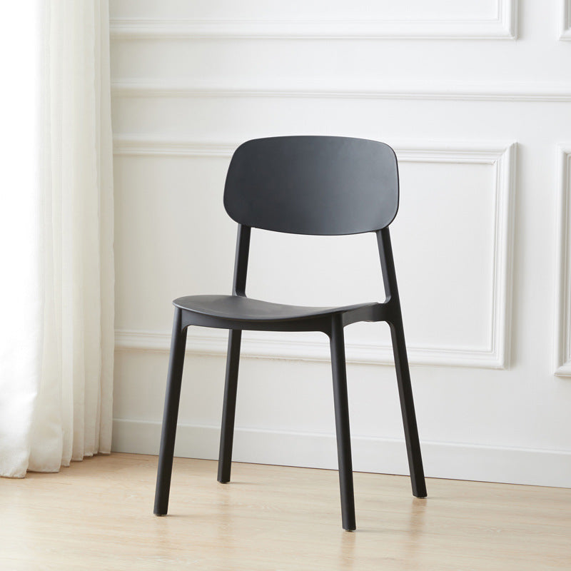 Silla auxiliar de plástico escandinavo para sala de conferencias, silla de comedor con respaldo abierto (juego de 4)