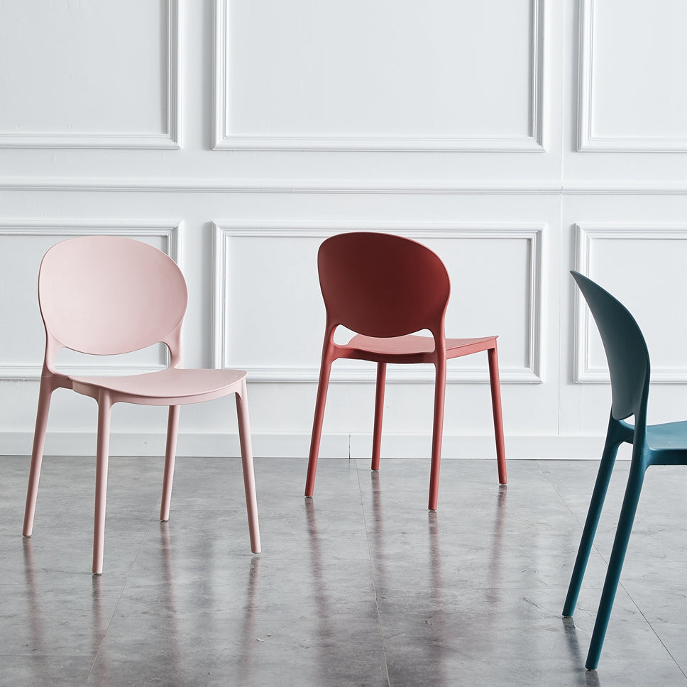 Silla de comedor escandinava de plástico sin brazos, sillas auxiliares apilables (juego de 4)