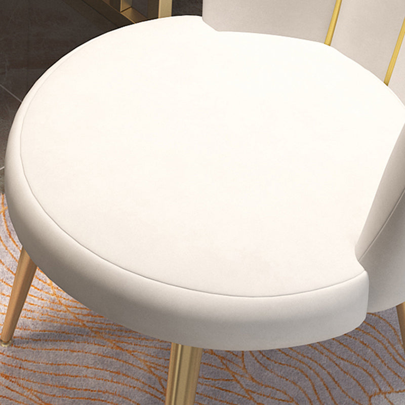 Silla de comedor sin brazos de terciopelo escandinavo Silla de comedor individual con respaldo sólido