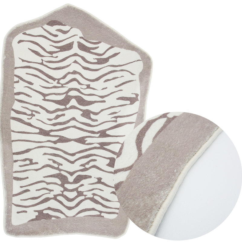 Creative Novelty Shape Carpet Modern Zebra Print Carpet Washable Polyester Rug with Non-Slip Backing