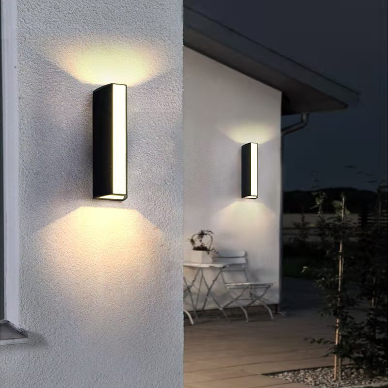 Moderner Stil rechteckiger Wand montiertes Licht Metall 3 Leuchten Wandscheibe Lob Schonce