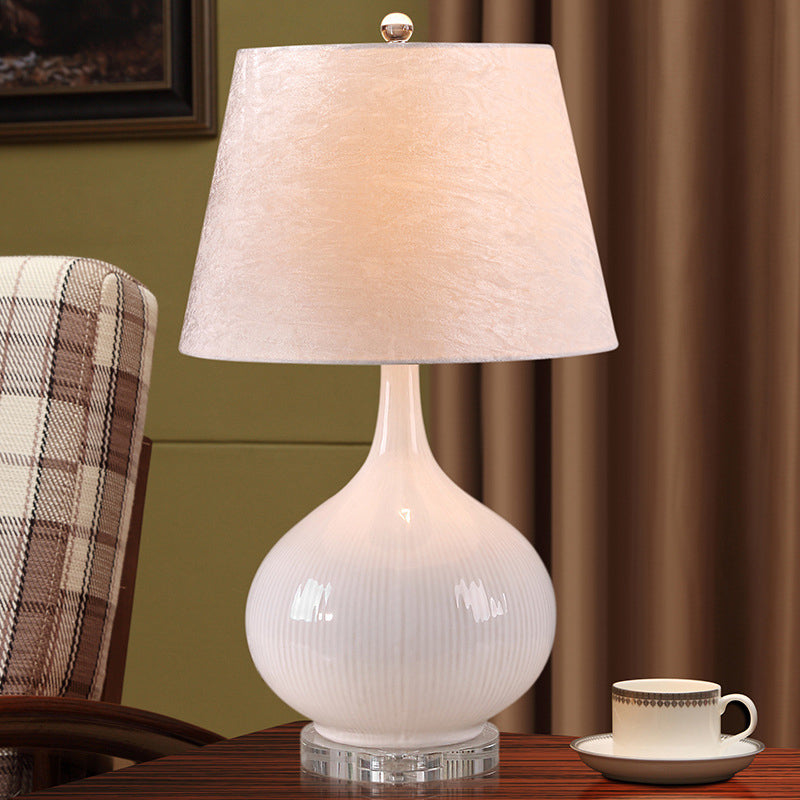 1 Glühbirnen Wohnzimmer Schreibtisch Lampe Nordic White Reading Light mit Fassstoffschatten