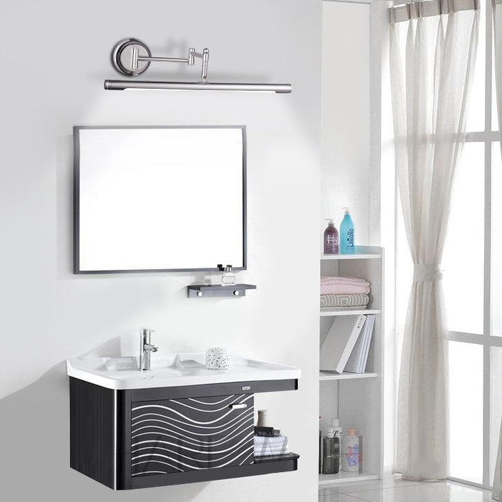 1-Light Linear Mirror Wall Lighting Modern Style Metal Wall Mounted Light in Silver