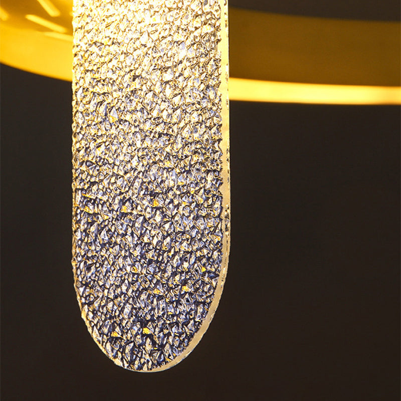 Light Luxury Style LED Hanging Chandelier Light Circular Metal Chandelier in Gold