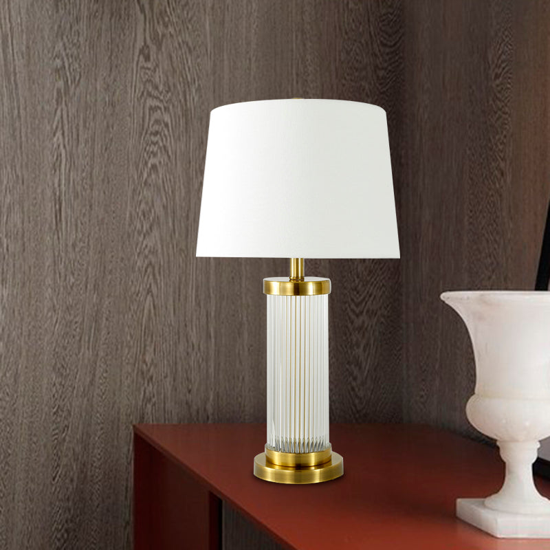 Lampada da tavolo moderna a 1 lampadina, luce dorata, a fiamma larga, piccola lampada da scrivania con paralume in tessuto