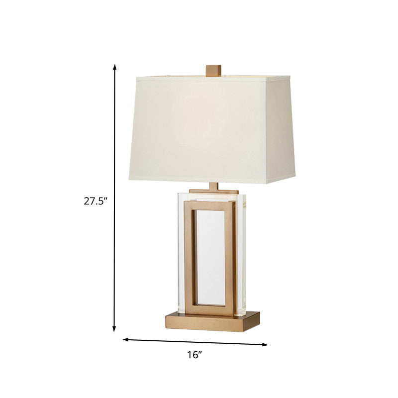 1 Kopf -Trapez -Schatten Tisch leichte moderne Stoff kleine Schreibtischlampe in Gold für Bett