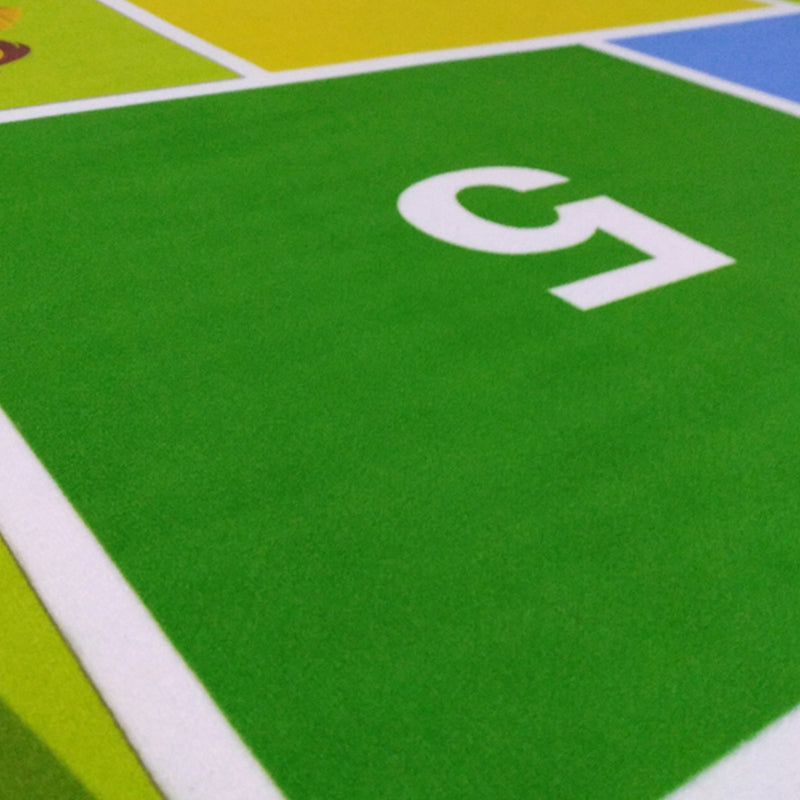 Green Modern Carpet Polyester Football Field Pattern Rug Anti-Slip Easy Care Rug for Drawing Room
