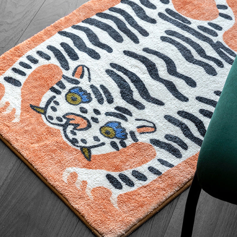 Modern Living Room Carpet Tiger Pattern Indoor Rug Polyester Area Carpet with Non-Slip Backing