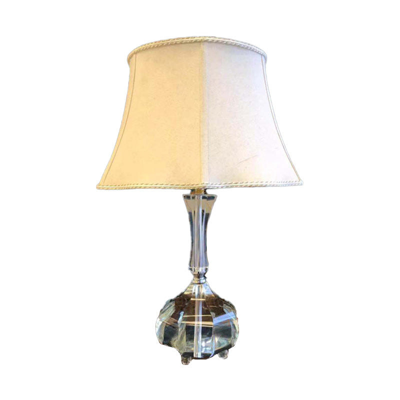 1 Glühbirnenschlafzimmer Lesen leichter Modernismus graue Nachttischlampe mit Glockenstoffschatten