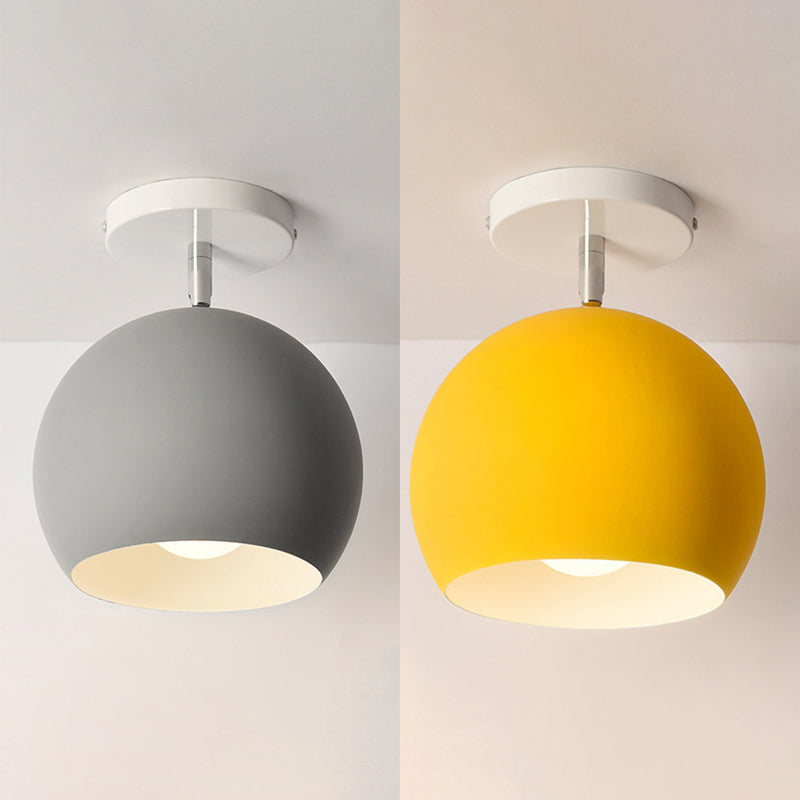 Moderna plafoniera a globo in alluminio laccato con montaggio a incasso Macaron per guardaroba