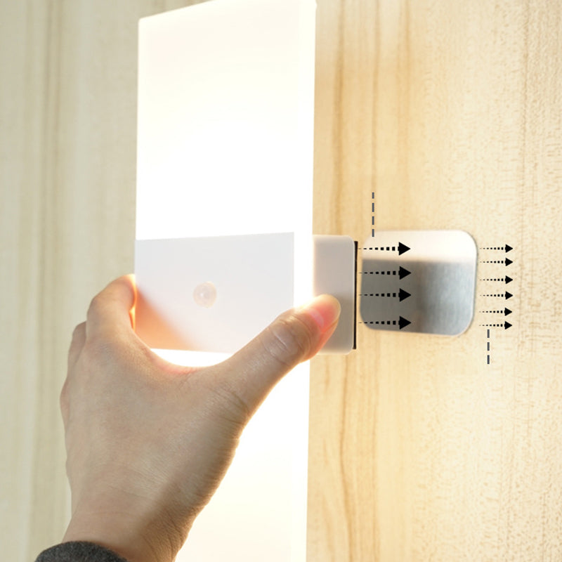 Modern Style Geometric Wall Sconce Lights Metal 1 Light Wall Mount Lighting in Black