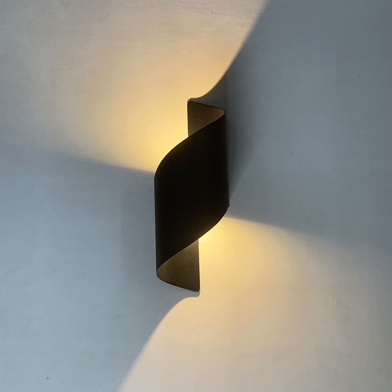 Estilo contemporáneo envuelto en la pared metal de pared envuelto 2 luces lavadora de pared.