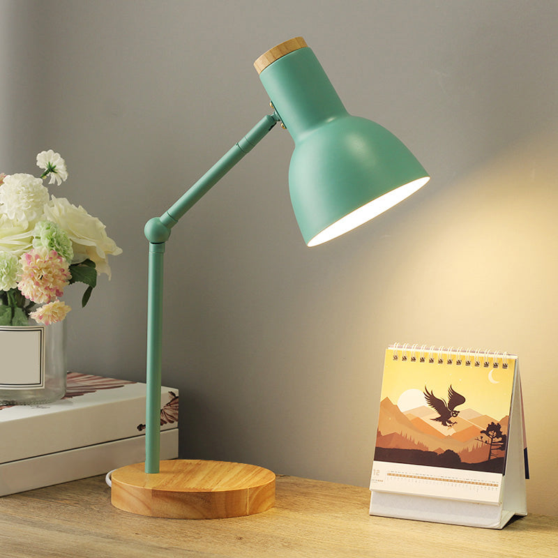Lampada da tavolo da tavolo a forma di campana in stile contemporaneo