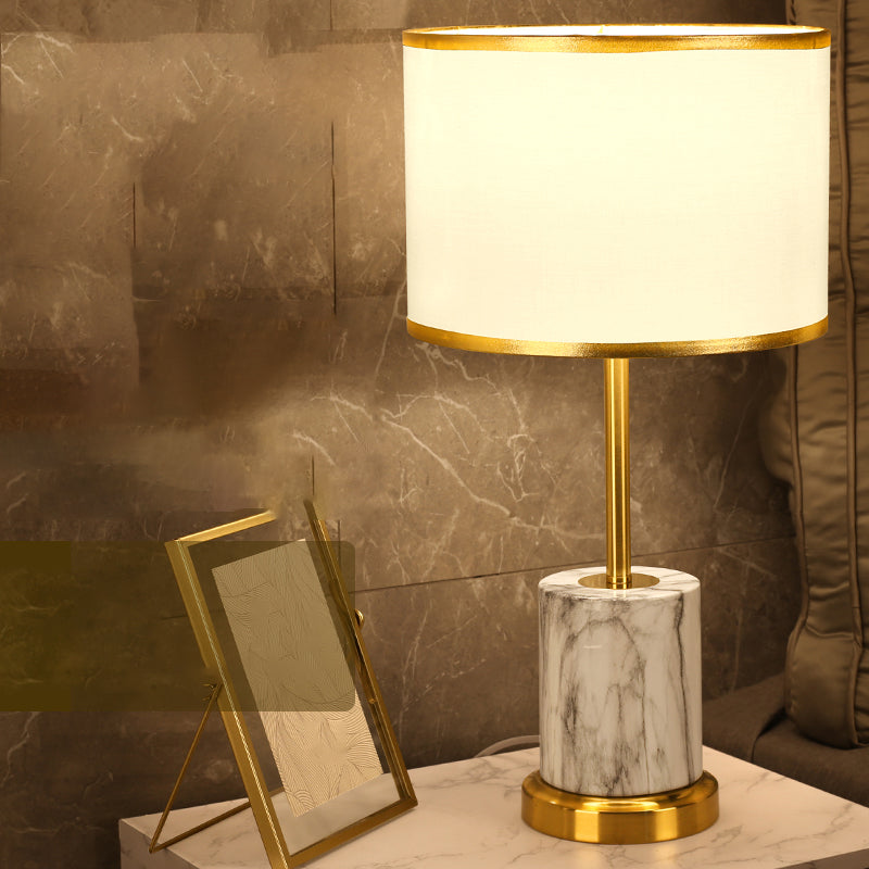 Lampada da tavolo in metallo postmoderno a 1 luce con luce di controllo del sensore touch